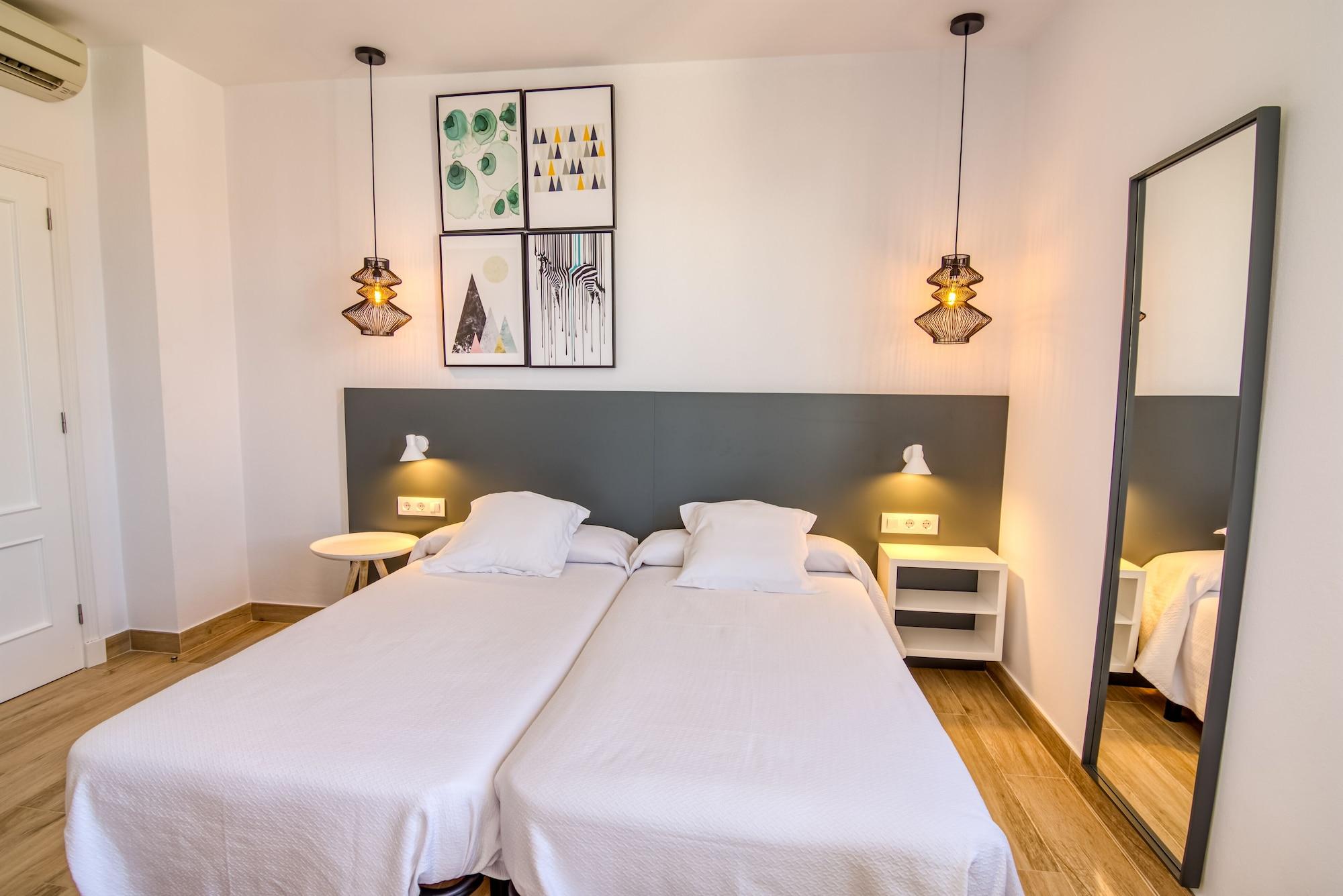 Hostal La Isla 마혼 외부 사진