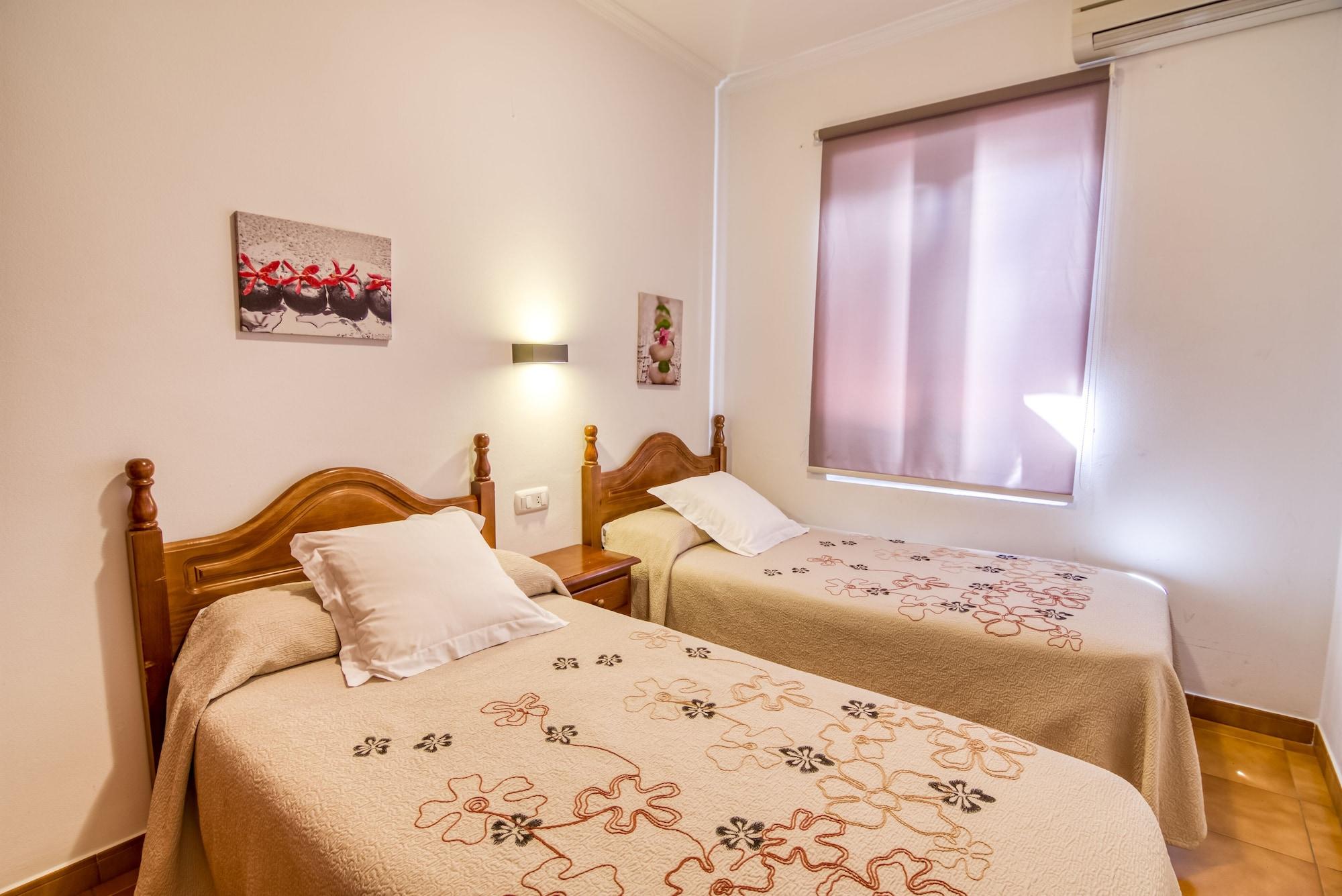 Hostal La Isla 마혼 외부 사진