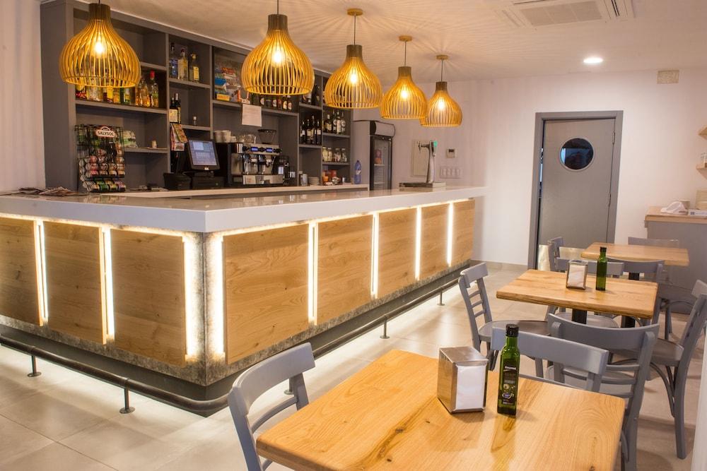 Hostal La Isla 마혼 외부 사진